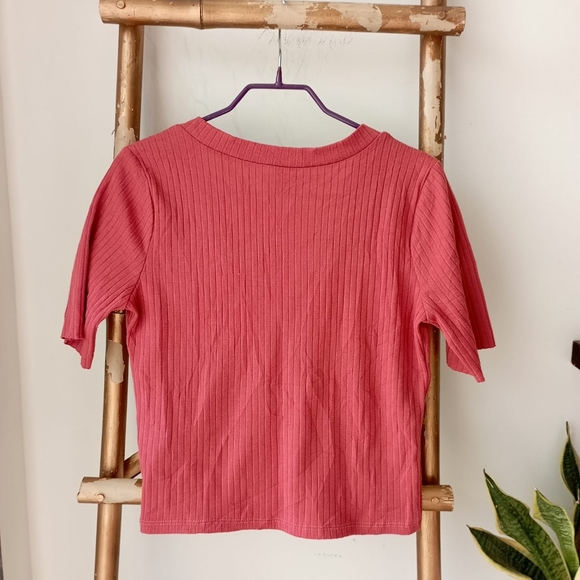 ♥️ Forever 21 Ribbed Crop Top - Picture 4 of 11